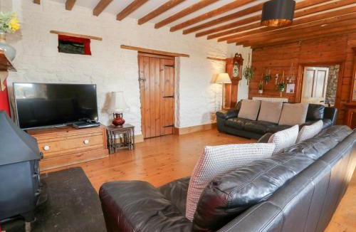 Felinfach House | The Farmhouse