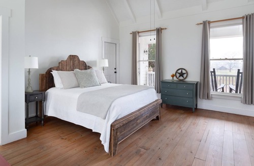 Madison Bed & Breakfast | The Farmhouse Inn