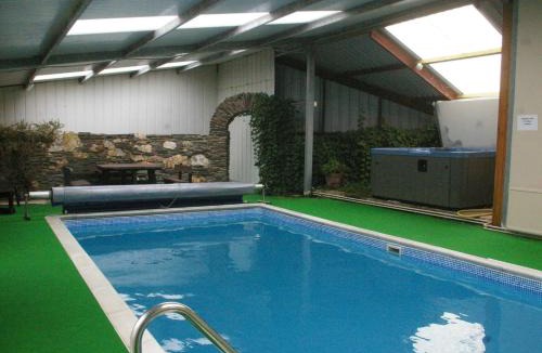 Cenarth House | The Farmhouse - Uk13183