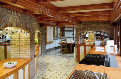 Brayford Cottage | The Farmhouse - UKC1339