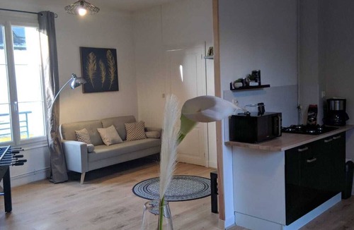 Azay-le-Rideau Apartment | The feather and the lily