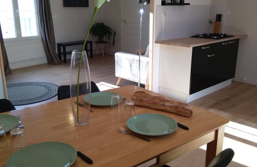 Azay-le-Rideau Apartment | The feather and the lily