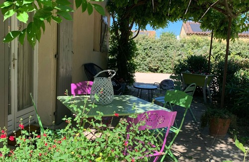 Plan-d'Orgon Other | The feather room