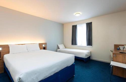 Newquay City Centre Hotel | The Feather's Hotel Newquay