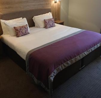 Pocklington Hotel | The Feathers