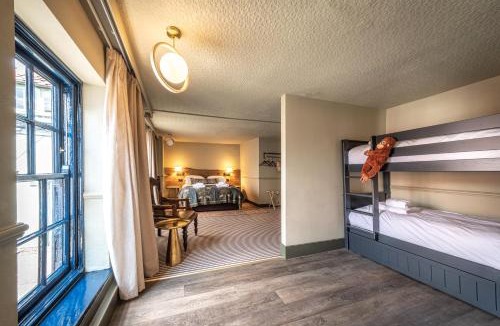 Holt Hotel | The Feathers Holt