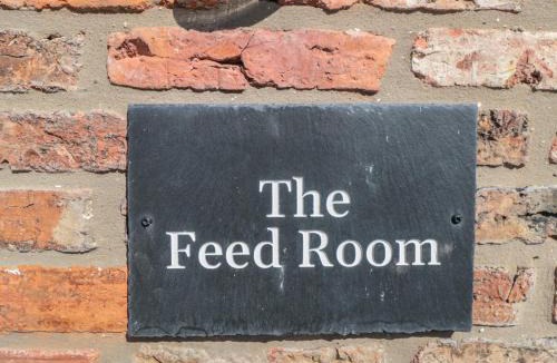 Holme House | The Feed Room