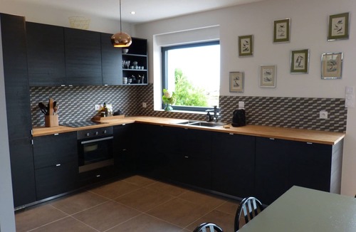 Penmarch Villa | The feet in water ocean