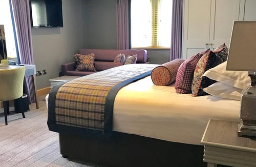 Fence Hotel | The Fence Gate Lodge