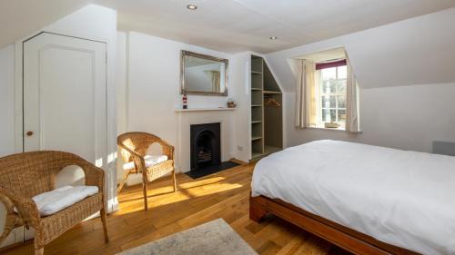 Aberfeldy House | The Ferry House Cottage