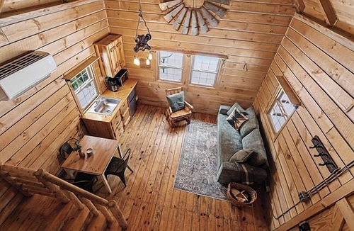 Harbert Cabin | The Firefly | Cabin | Firepit | Pet-Friendly