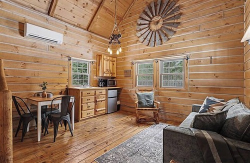 Harbert Cabin | The Firefly | Cabin | Firepit | Pet-Friendly
