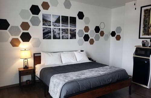 Long Beach Hotel | The Fireside Inn
