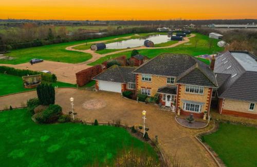 Frampton House | The Firs