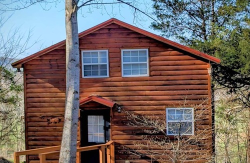 Sparta Cabin | "The FishCamp" a Cabin w/a Hot-Tub near Fall Creek Falls!, The FishCamp Cabin w/Loft Hot-tub and Vie.