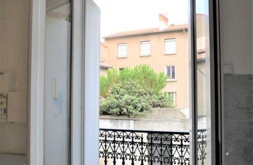 Sete Apartment | "the fisherman's house"