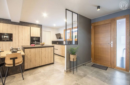 Bellecombe-en-Beauges House | THE FLAT BENCH HOUSE