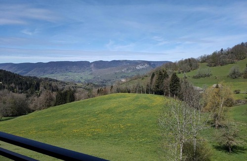 Bellecombe-en-Beauges House | THE FLAT BENCH HOUSE