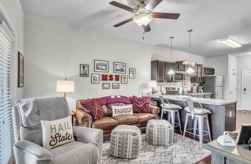 Starkville Apartment | The Flat, Near Cotton District, Explore on Foot