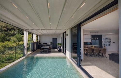 Volosko Apartment | The Flat Opatija - Penthouse with private pool, barbecue & more
