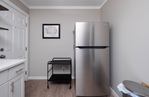 Canyon Apartment | The Flats Stylish Studio Apt 3