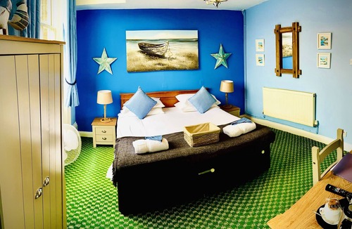 Sandwich Hotel | The Fleur De Lis