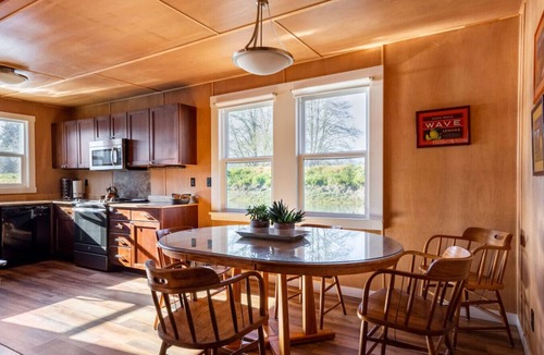 Astoria Boat Rental | The Float House at Jack Creek