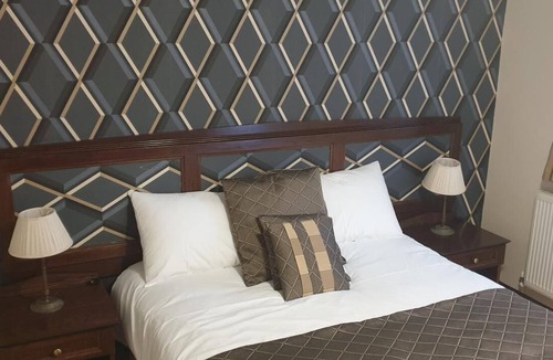 Rake Hotel | The Flying Bull Inn