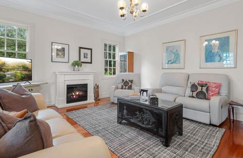 Bilpin House | The Folly