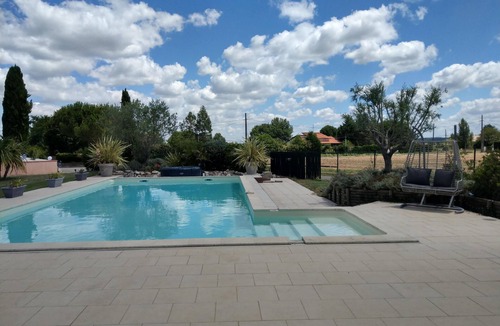 Campsas House | The Font Blanque bubbles