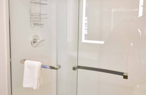 North Auburn Hotel | The Foothills Motel