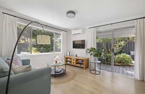 Forestville House | The Forest Nest - private garden studio