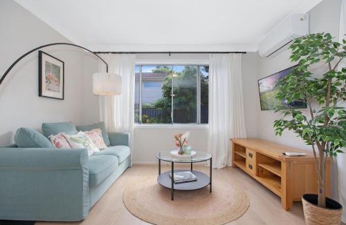 Forestville Apartment | The Forest Nest - private garden studio