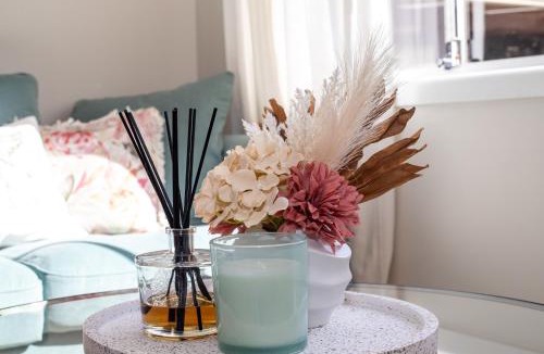 Forestville Apartment | The Forest Nest - private garden studio