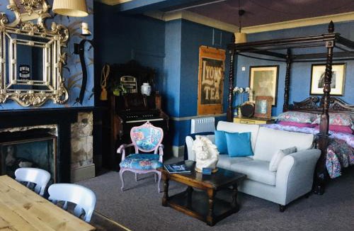 Combe Down House | The Forester and Flower