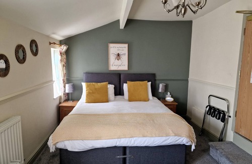 Tarporley Hotel | The Foresters Arms