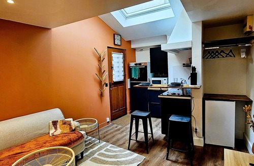 Melun Apartment | The Forgotten Cache