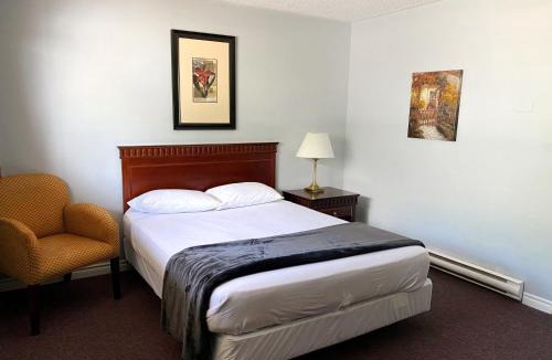 Fredericton Hotel | The Fort Nashwaak Motel