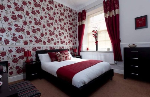 Pontardulais House | The Fountain Inn