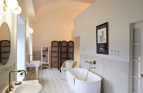 St. Mary's Apartment | The Four Mill: Mill Cottage