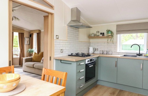 Fort William Cottage | THE FOUR OAKS CHALET, family friendly, with a garden in Blaich