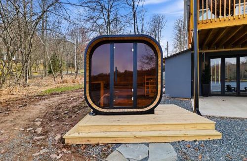 Pocono Lake House | The Four Seasons Escape