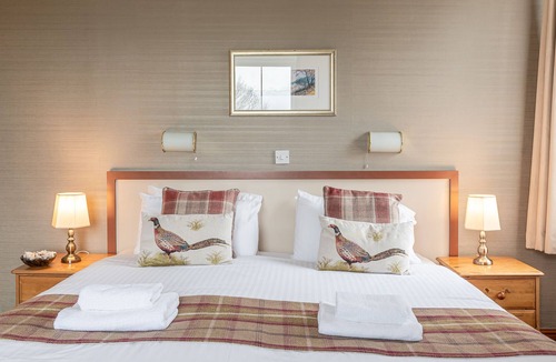 Ainthorpe Hotel | The Fox and Hounds