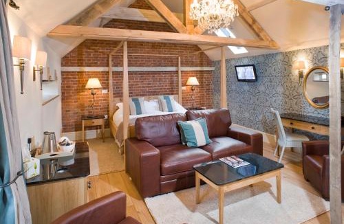 Bury St Edmunds Hotel | The Fox by Greene King Inns