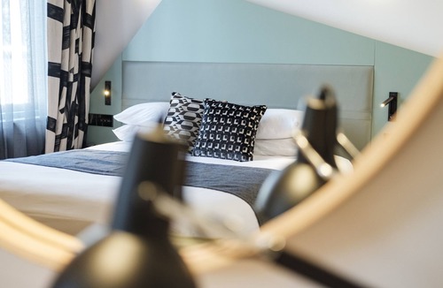 Hanger Hill Hotel | The Fox & Goose Hotel