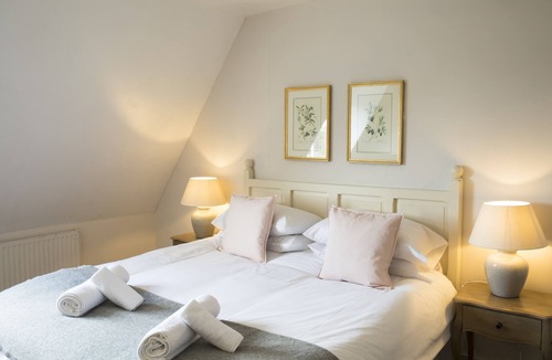 Melcombe Bingham Hotel | The Fox Inn