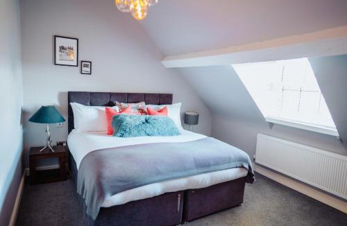 Stourbridge Bed & Breakfast | The Fox Inn