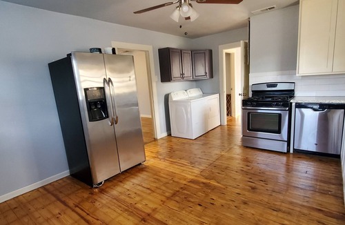 Heart of Lubbock House | The Fox is a cheerful home near Texas Tech University and Downtown