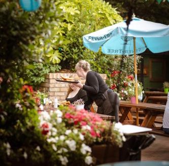 Hanwell Apartment | The Fox Pub & Inn