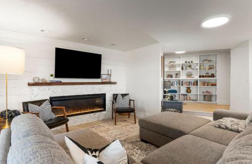 Missoula Apartment | The Fox Watch A Luxury Retreat